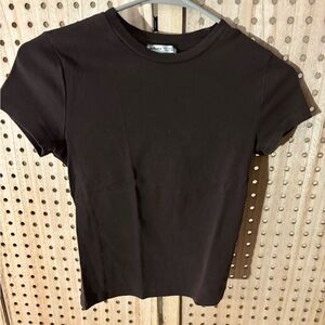 Bershka Dark Brown Short Sleeve Tee